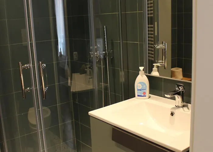 Vaticano Konukevi 4*